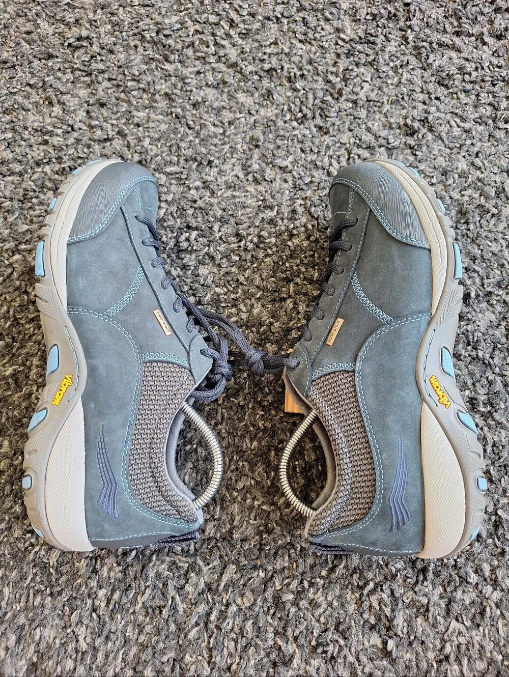Dansko SZ 40 Paisley Navy waterproof  walking hiking sneakers Vibram sole
